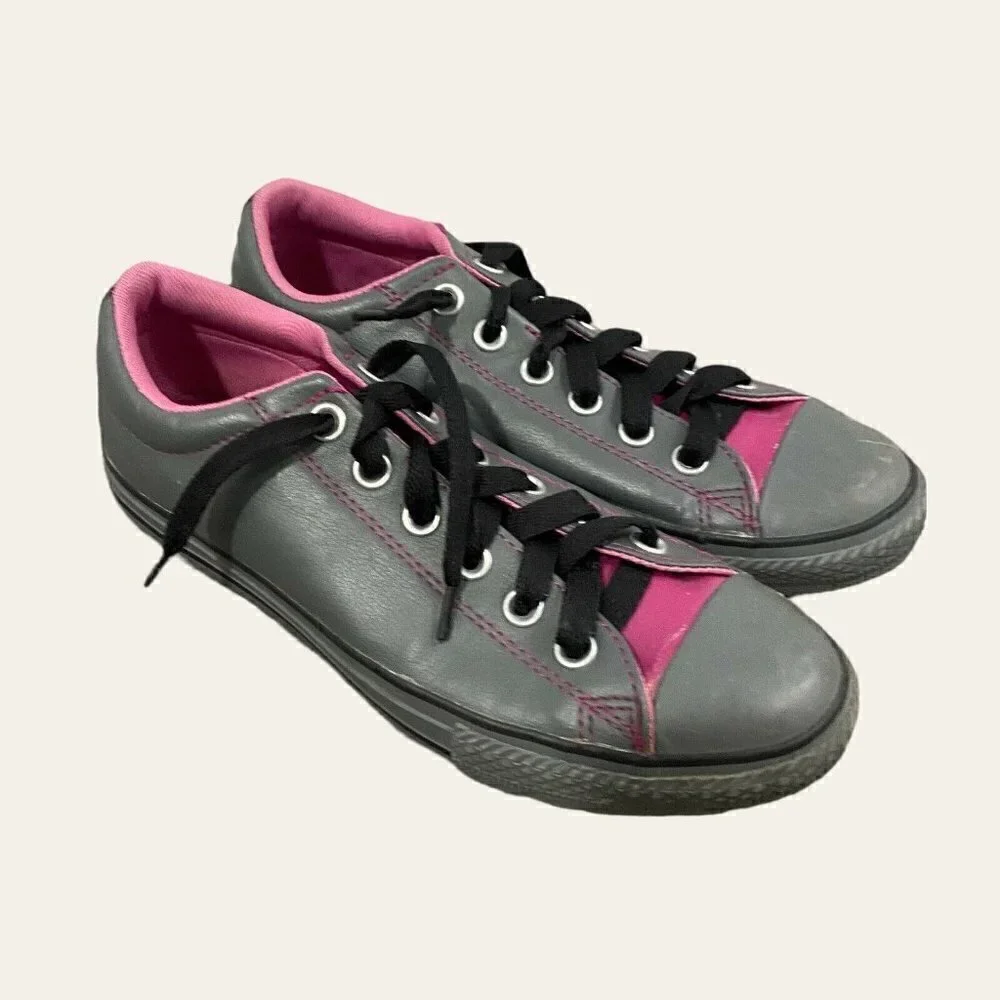 Converse Girls Sneakers Lace Up Gray Purple Junior Size 5 Low Top